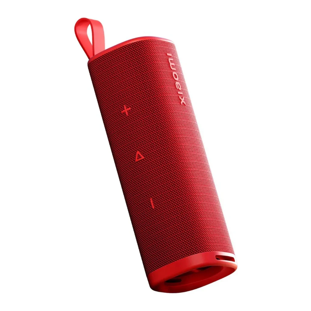 PARLANTE XIAOMI SOUND OUTDOOR ROJO con diseño portátil y 30W de potencia, ideal para exteriores, resistente al agua y polvo.