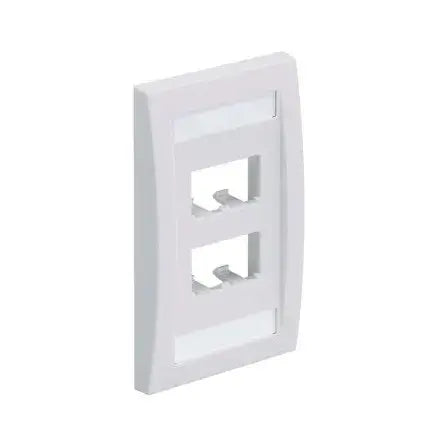 Placa frontal Mini-Com 4 puertos blanca, diseño elegante y funcional para instalación sencilla.