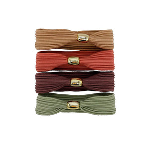 COLA CON DETALLE DORADO