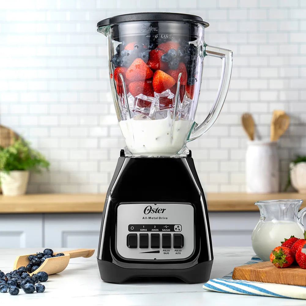 Licuadora Oster 2 Velocidades, Vaso Vidrio Boroclass, Motor Duradero, Capacidad 1.5L, Cuchilla Trituradora De Hielo, Acabado Negro.