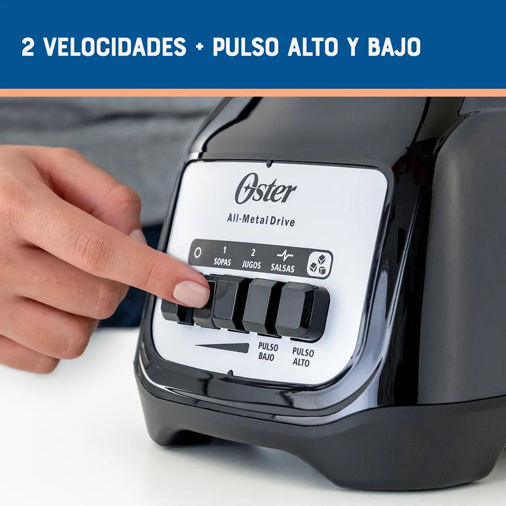 Licuadora Oster 2 Velocidades, Vaso Vidrio Boroclass, Motor Duradero, Capacidad 1.5L, Cuchilla Trituradora De Hielo, Acabado Negro.