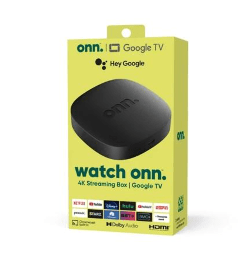 Liquidación Google TV 4K: caja de transmisión con aplicaciones de streaming y control de voz.