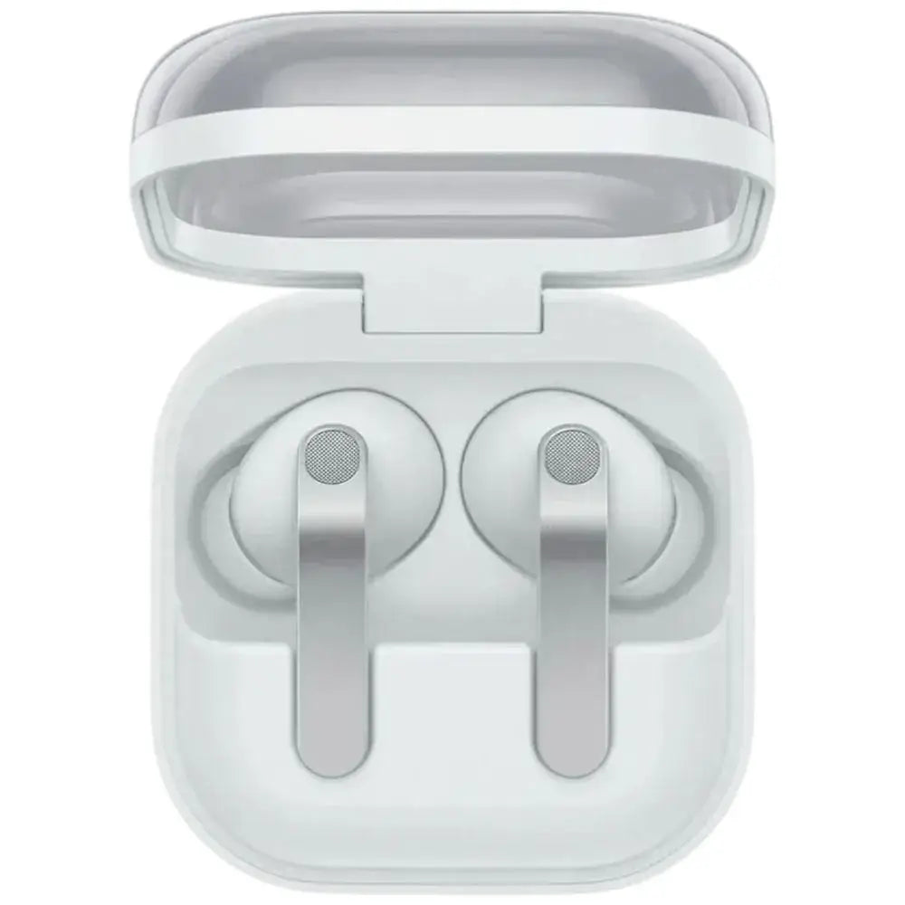 Audífonos Samsung Buds 4 Pro en estuche, diseño elegante y cómodo para uso diario.