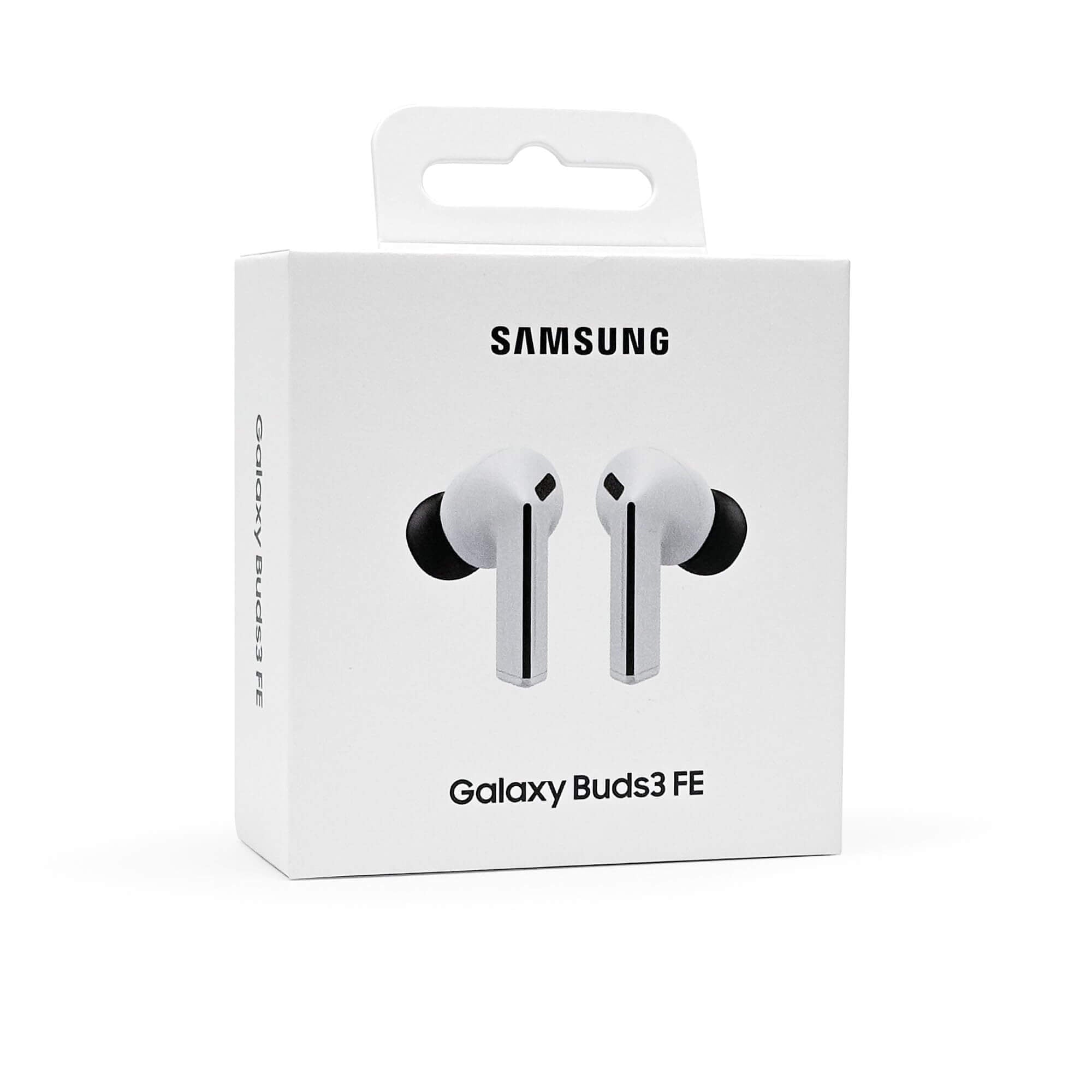 Audífonos Samsung Galaxy Buds 3 FE en su caja, diseño ergonómico y compacto para una experiencia de audio excelente.