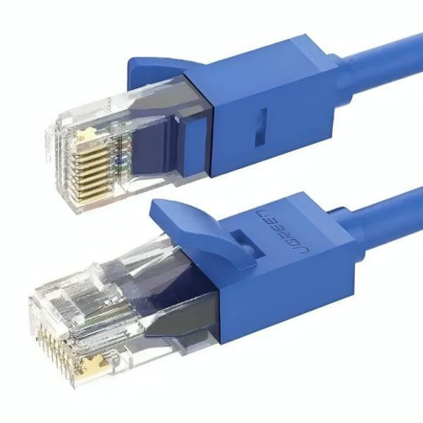 CABLE DE RED UGREEN NW102 CAT 6 U/UTP LAN 2M 11202 - cable azul RJ45 vista de conectores y cubierta protectora
