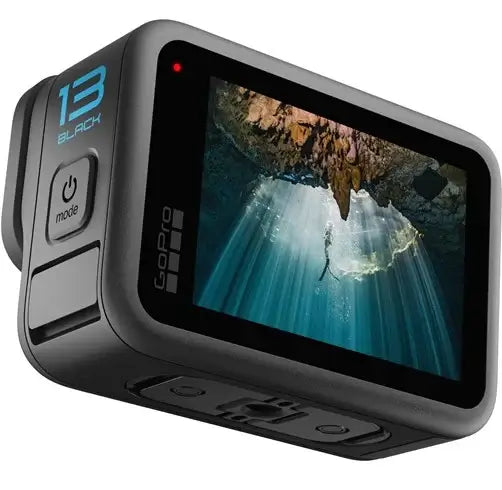 Cámara GoPro Hero 13 Black mostrando imagen de buceo, 100% original, entrega en 24-48 horas.