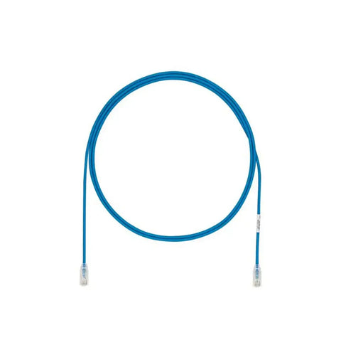 Cable patch cord Panduit Cat6A azul de 5 pies y 28 AWG para conexiones de red.