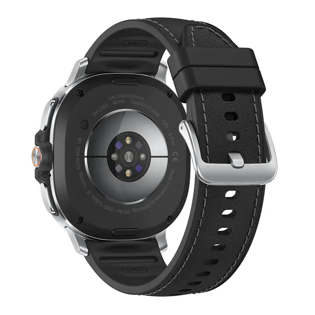 Detalle de la parte trasera del Samsung Galaxy Watch Classic 8 46mm negro con sensor de salud y correa de cuero.