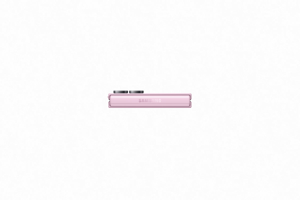 Teléfono Celular Samsung Galaxy Z Flip8 plegado en color rosa con el logotipo visible